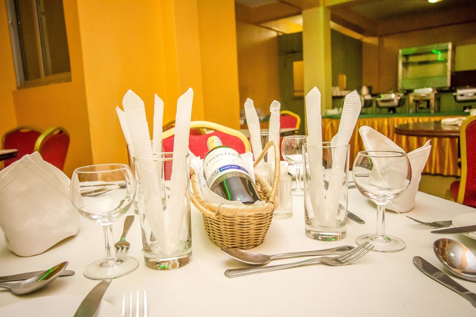 Eland Safari Hotel Nyeri Bagian luar foto