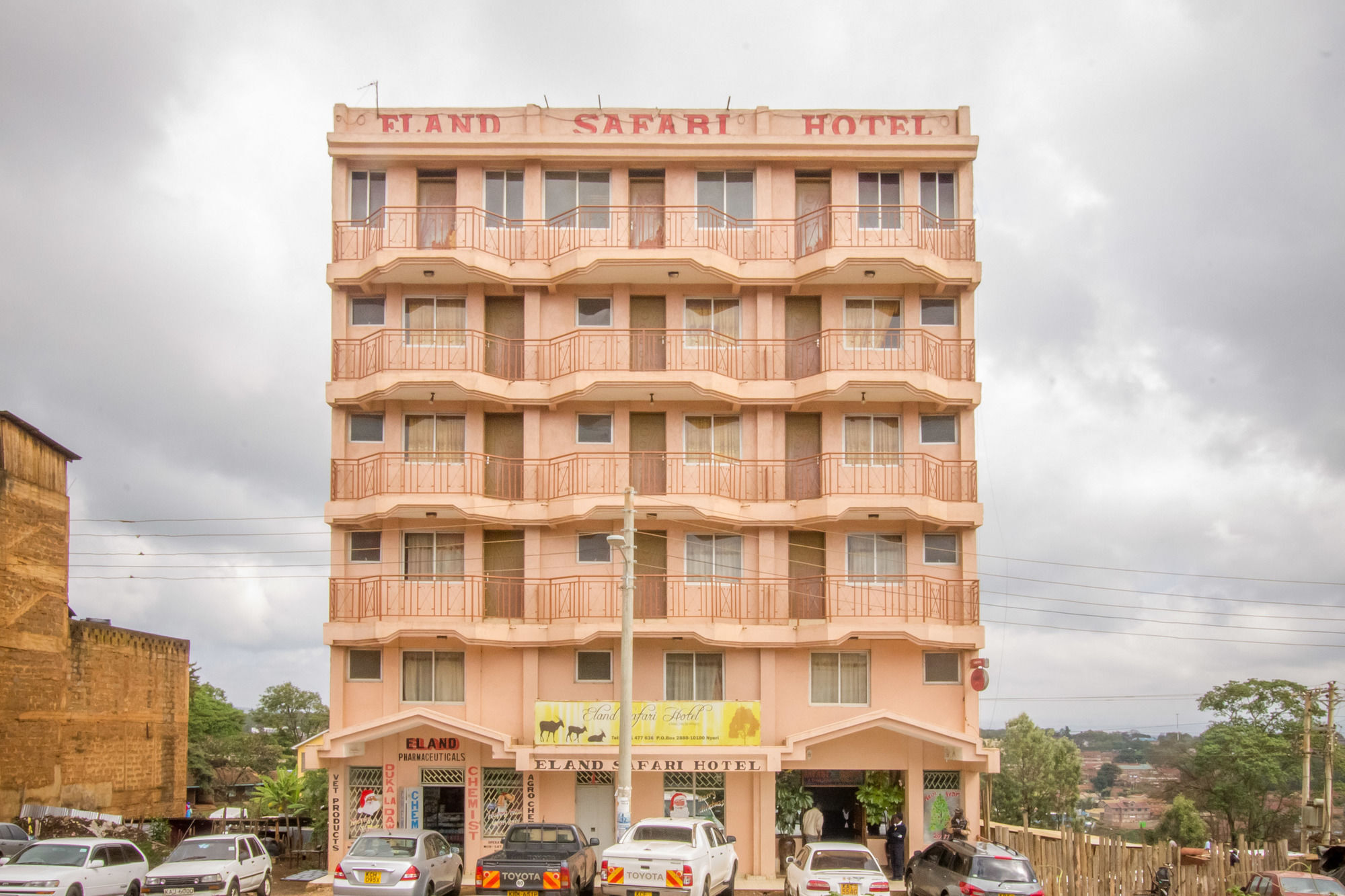 Eland Safari Hotel Nyeri Bagian luar foto