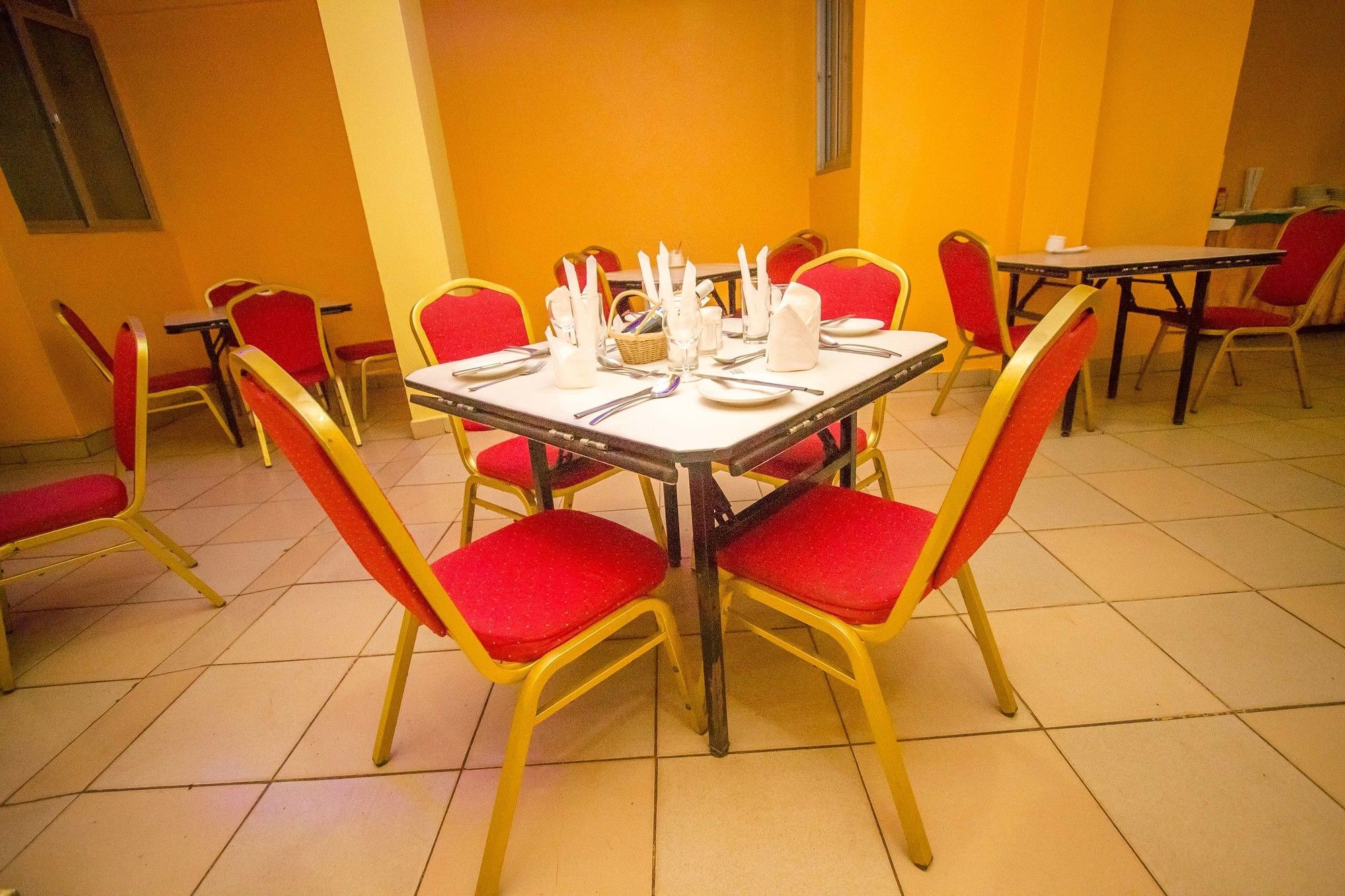 Eland Safari Hotel Nyeri Bagian luar foto